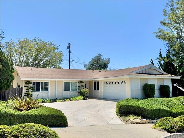 Foto del edificio - 28846 Cedarbluff Dr