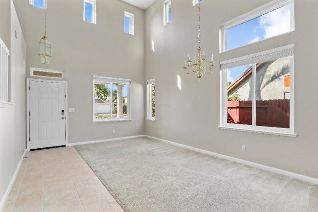 Building Photo - 2201 Bridle Creek Cir