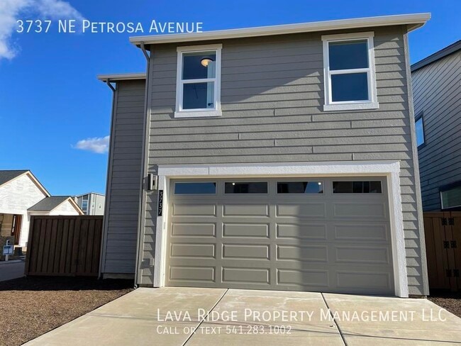 Building Photo - 3737 NE Petrosa Ave
