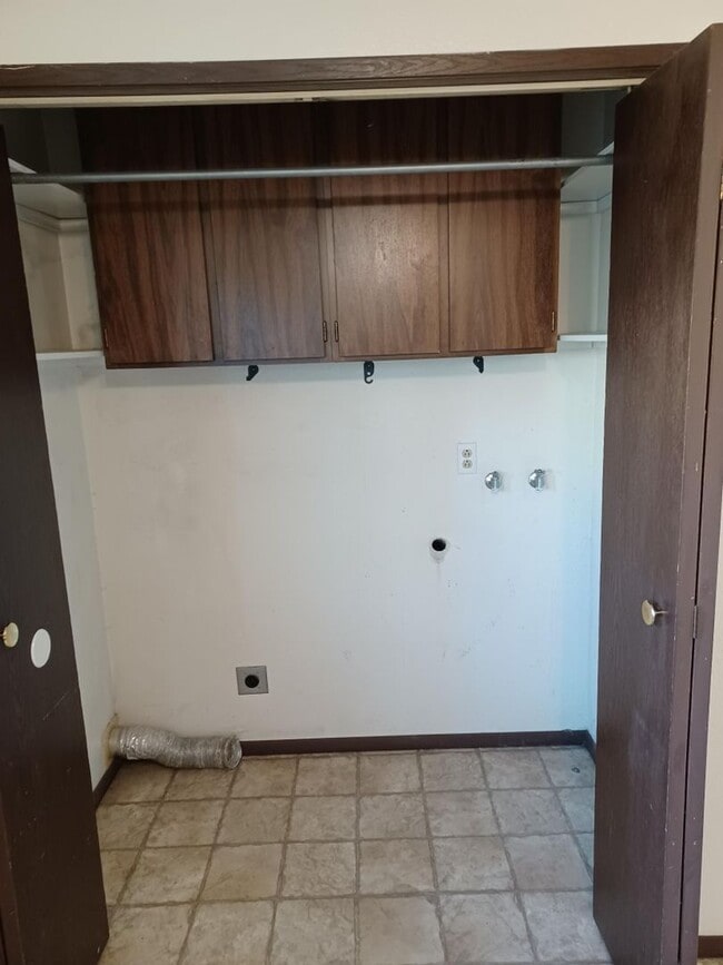 Building Photo - Goeco, Inc-PM-018-0013-533-535