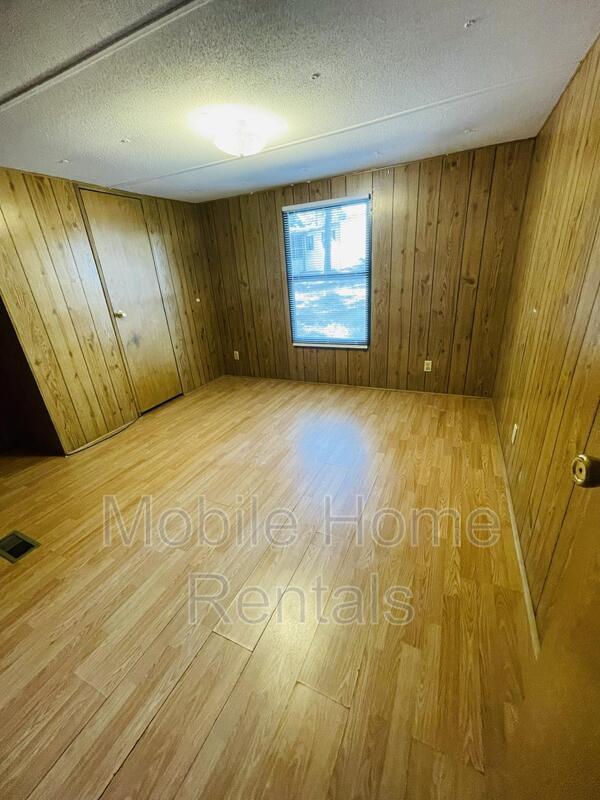 Foto del edificio - 3 Wilderness Rd