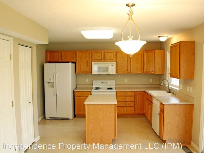 Building Photo - 3 br, 2.5 bath House - 2089 Bandit Trail