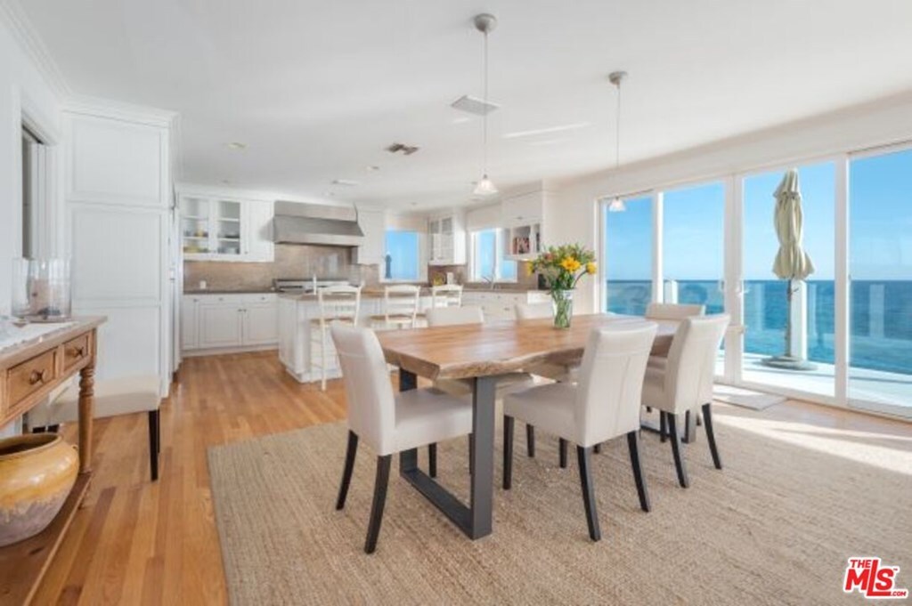 Primary Photo - 27086 Malibu Cove Colony Dr