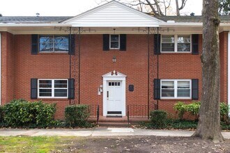 Building Photo - 3660 Peachtree Rd NE
