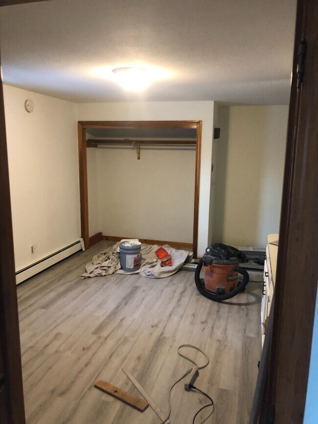 Building Photo - 91 Lock St