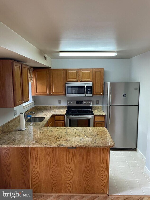 Foto principal - 3906 Eastview Ln