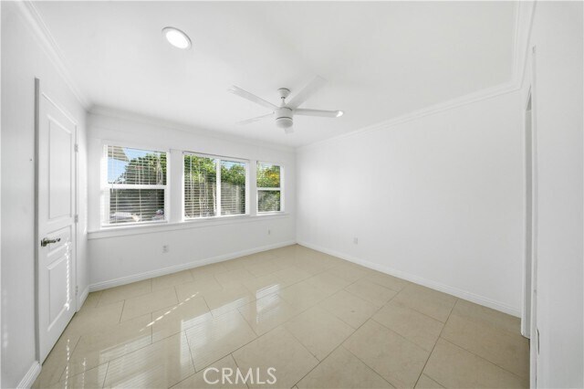 Foto del edificio - 6325 Marbrisa Ave