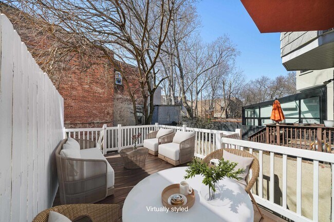 Foto del edificio - 37 Astor Pl