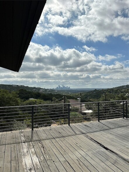 Foto del edificio - 5206 Scenic View Dr