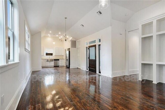 Foto del edificio - 3820 Laurel St