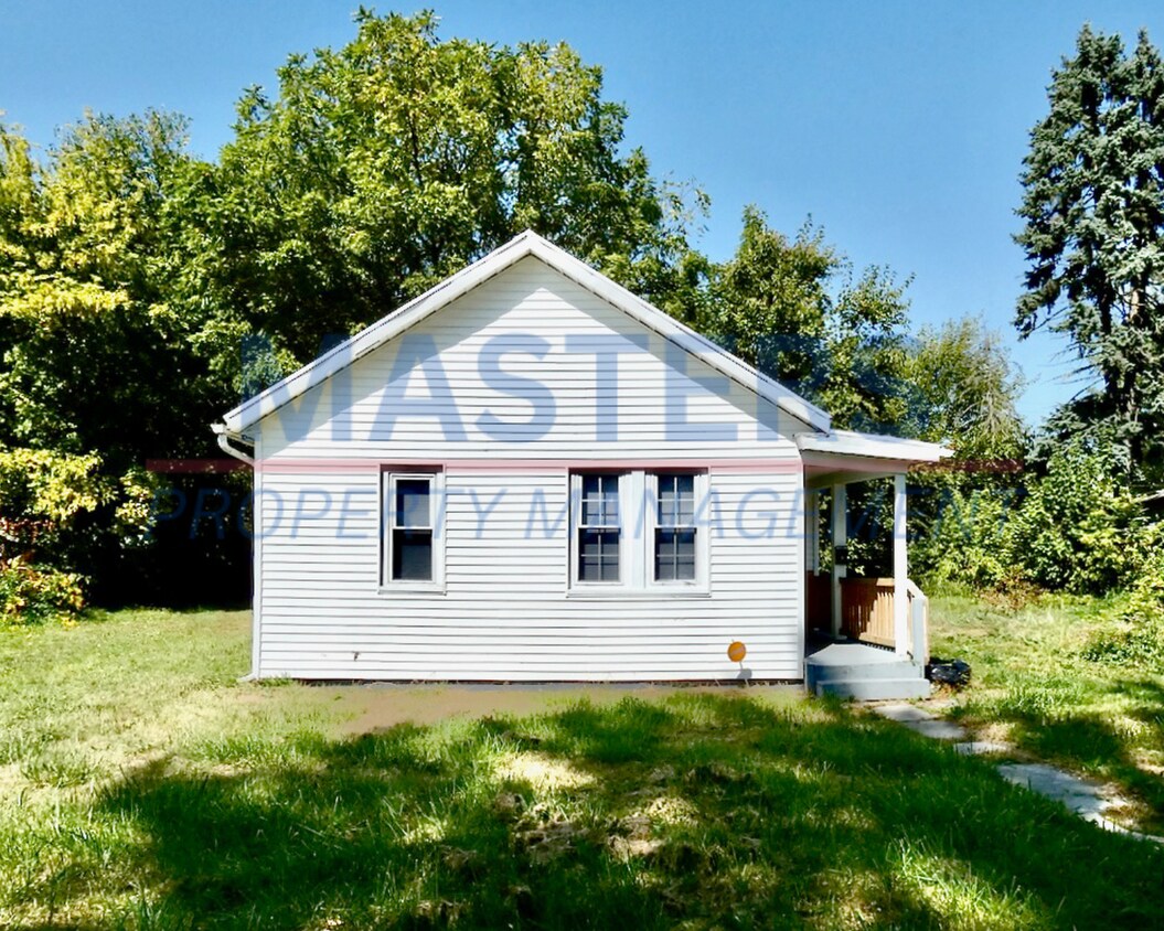 Primary Photo - 1016 Orchard St