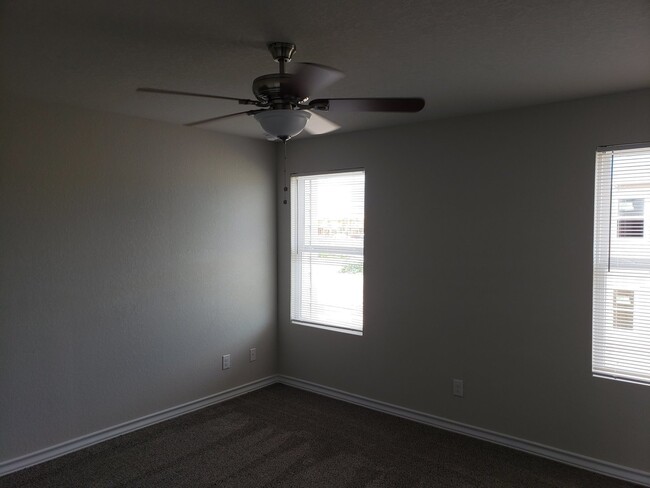 Foto del edificio - Town home for rent