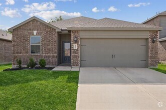 Building Photo - 3000 Parker Dr