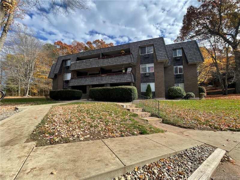 Primary Photo - 24 Stony Brook Dr