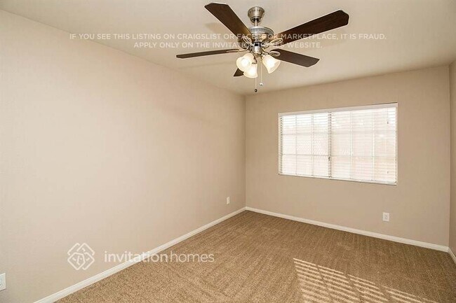 Foto del edificio - 4420 Lilac Glen Dr
