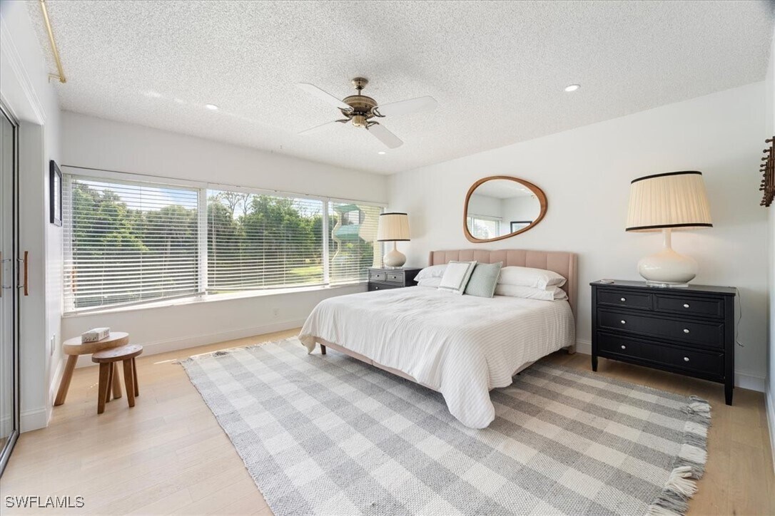 Foto principal - 955 Palm View Dr