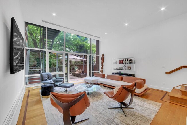 Building Photo - 147 Lexington Ave