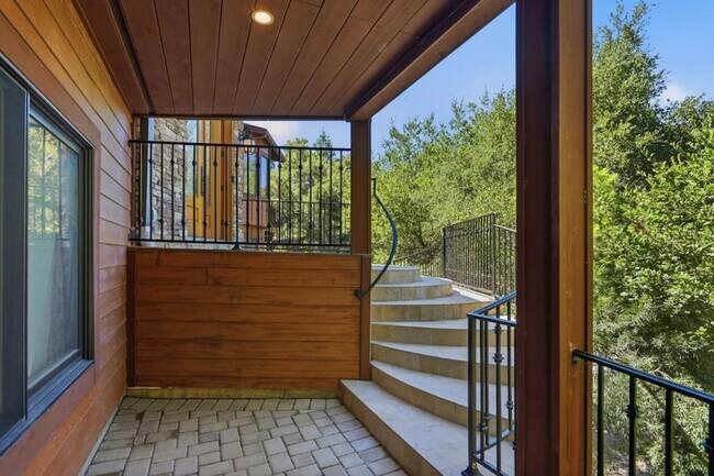 Foto del edificio - 3911 Pepper Tree Ct