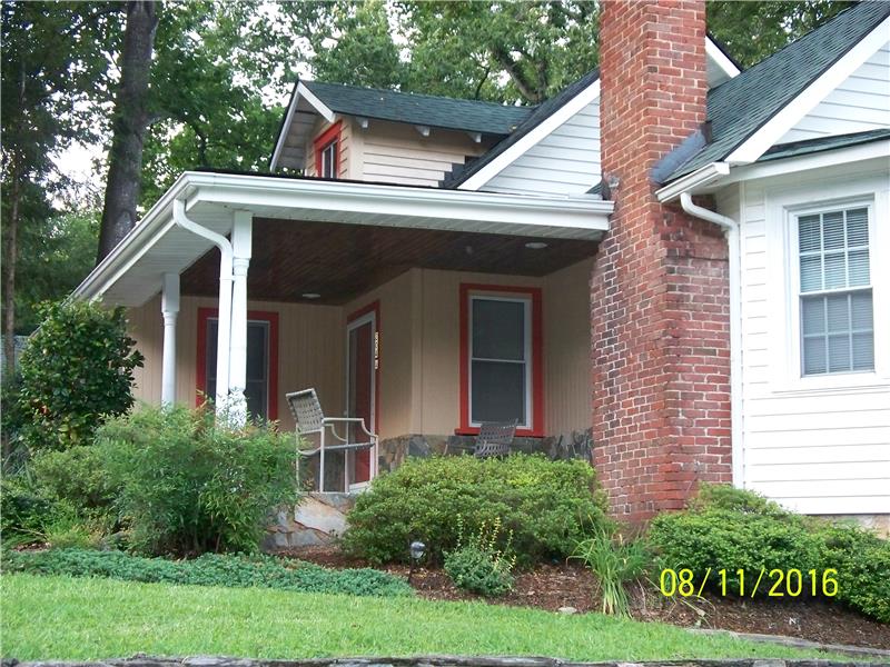 204 Grady Ave, Tryon, NC 28782 Room for Rent in Tryon, NC