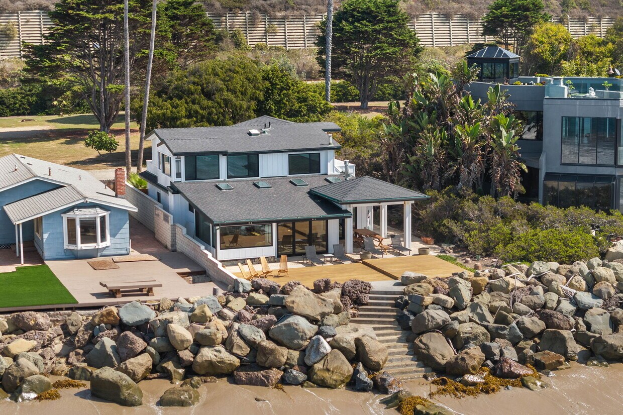 Foto principal - 2988 Solimar Beach Dr