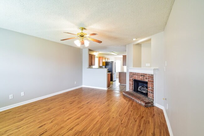 Foto del edificio - 10080 Cross Ridge Rd