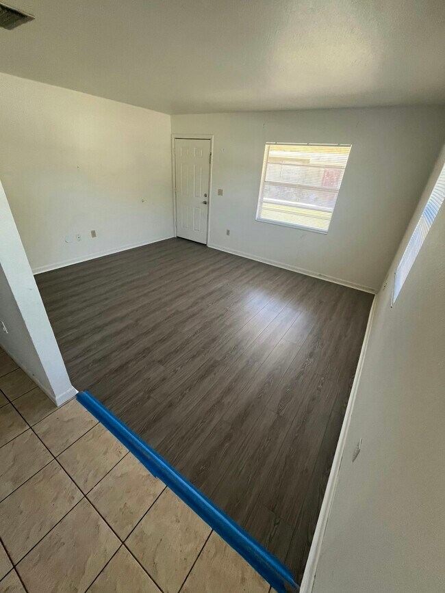 Foto del edificio - 1240 Josephine St