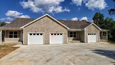 Building Photo - 1705 Evans Rd