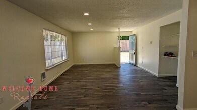 Building Photo - 1324 Glen Mary Dr SE