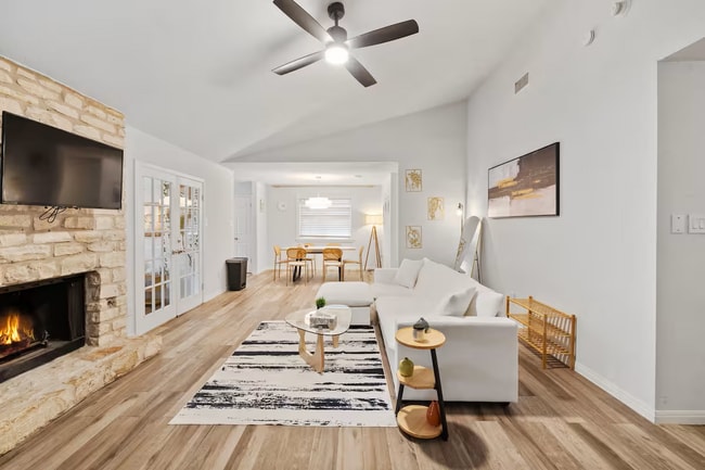 Foto del edificio - Meadowheath Drive