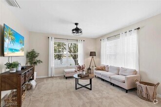 Building Photo - 6680 Ilex Cir