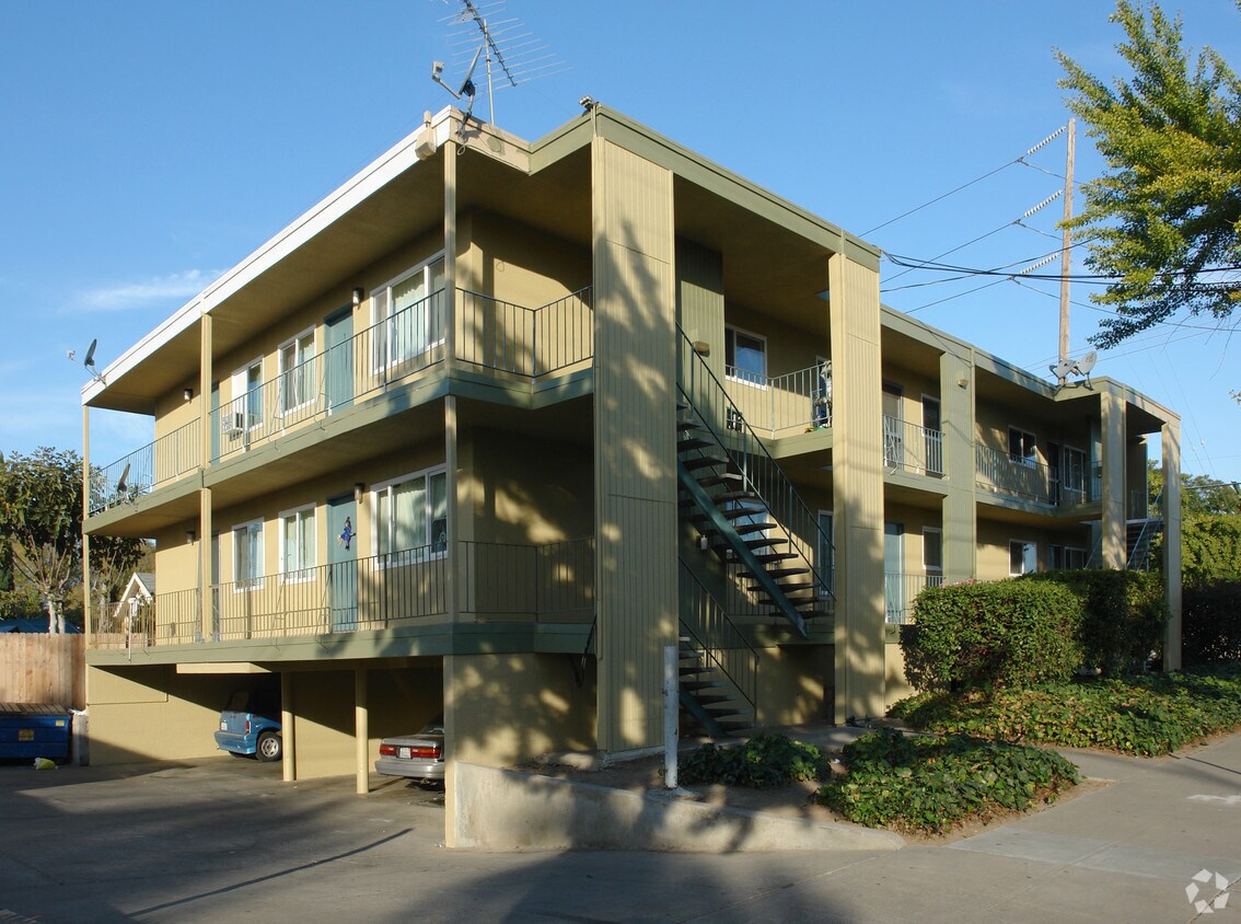 Foto principal - 499 North Tenth Street