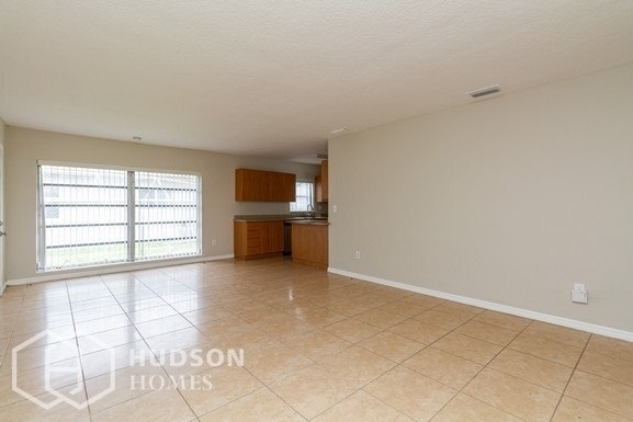 Foto del edificio - NOW AVAILABLE! 10125 Sw 200 St, Cutler Bay...