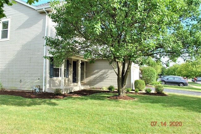 Building Photo - 958 Shoreline Dr