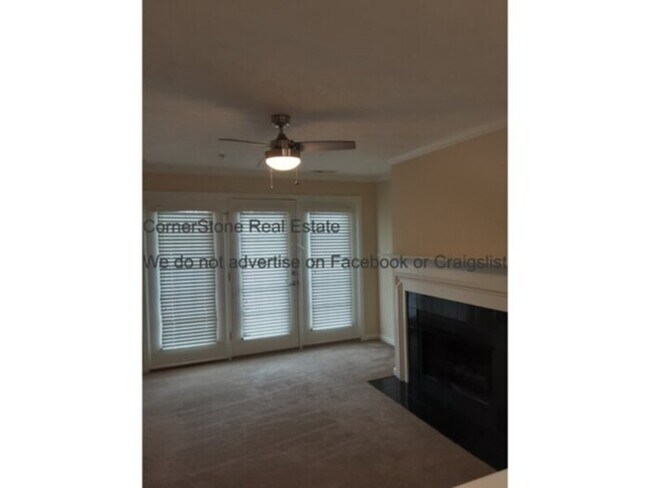 Foto del edificio - 3315 Harbour Pointe Pl