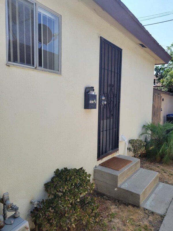 Foto del edificio - 1618 1/2 W 219th St