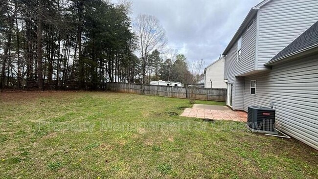 Building Photo - 243 W Pheasant Hill Dr