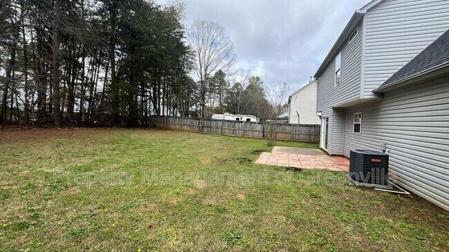 Foto del edificio - 243 W Pheasant Hill Dr