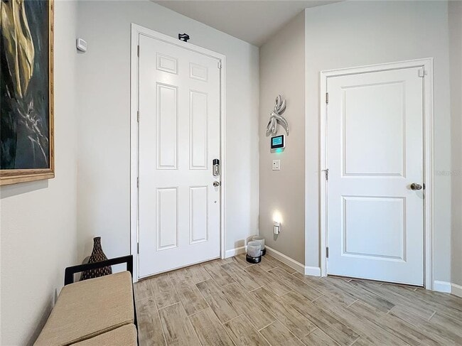 Building Photo - 11826 Sky Acrs Ter