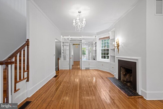 Foto del edificio - 1423 34th St NW