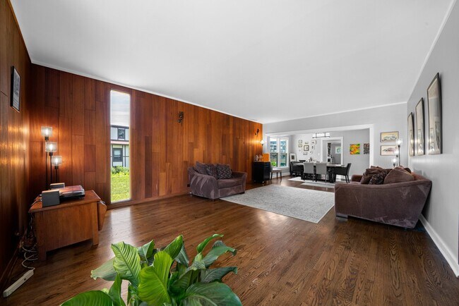 Foto del edificio - 1239 Lake Ave