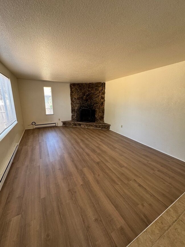 Building Photo - 3863 Bourne St