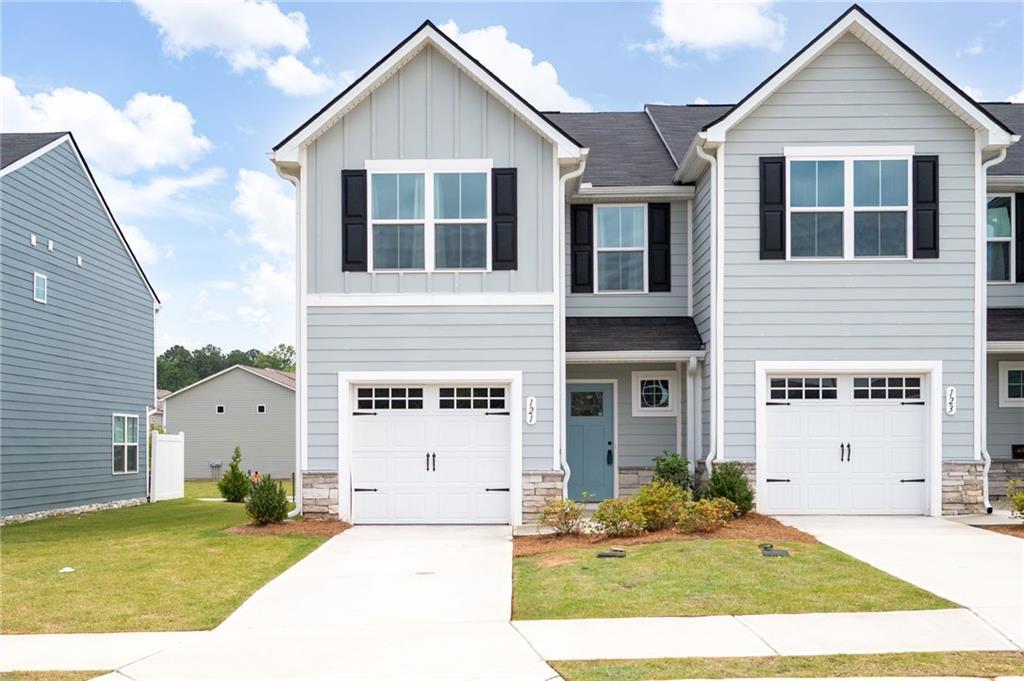 Foto principal - 121 Chastain Dr