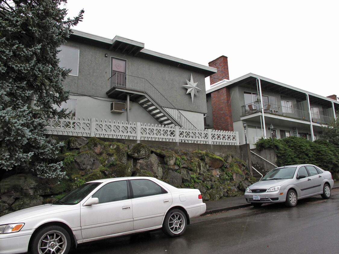 Funny Merrill Apartments Apartments in Oregon City, OR