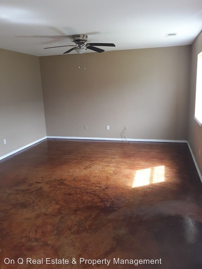 Building Photo - 2 br, 1 bath Apartment - 691 Jill