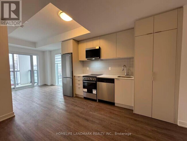 Photo du bâtiment - 4569 Kingston Rd