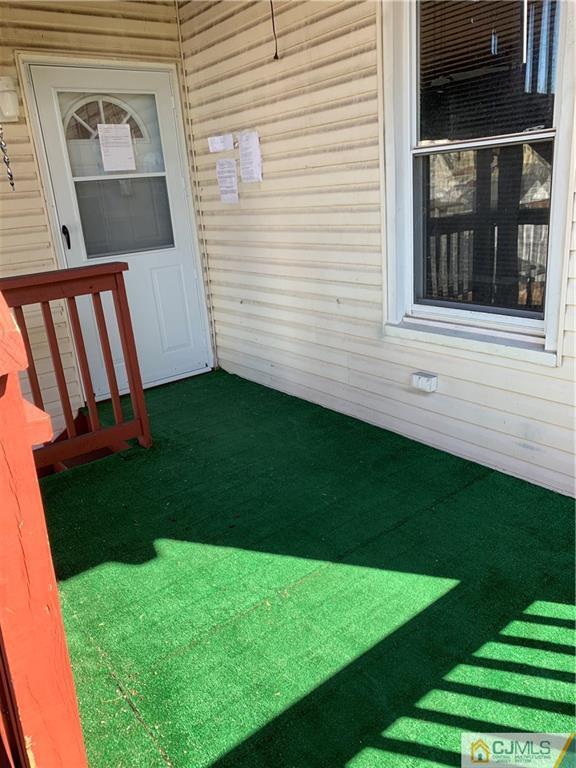 Foto del edificio - 321 Stiles St