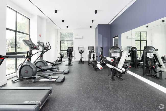 Fitness Center - Vistas of Annandale