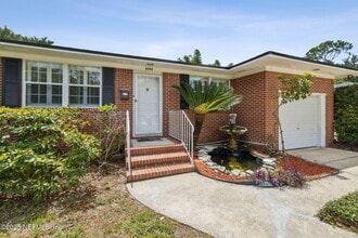 8056 Catawba Dr