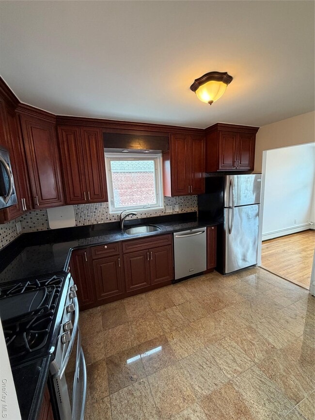 Building Photo - 144-50 25th Rd