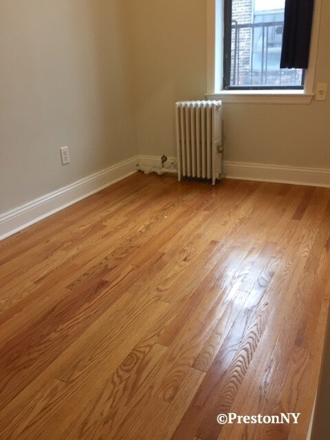 Foto del edificio - 132 Thompson St